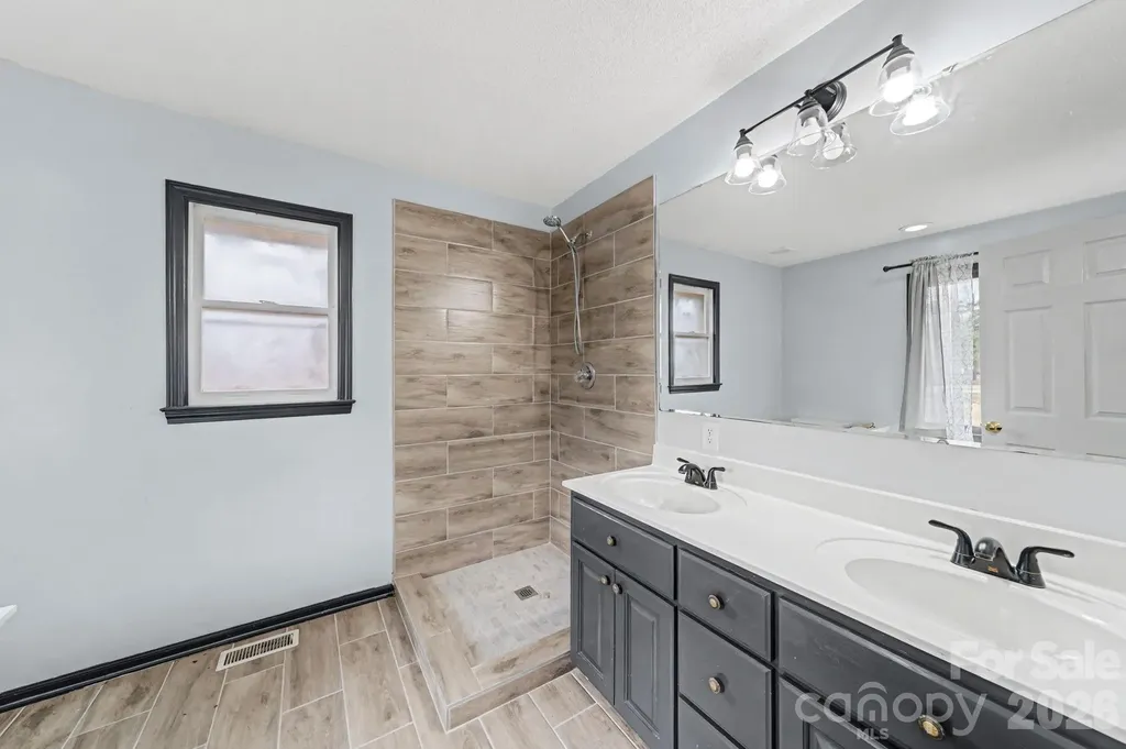 794 Hathcock Glen Drive Oakboro NC 28129