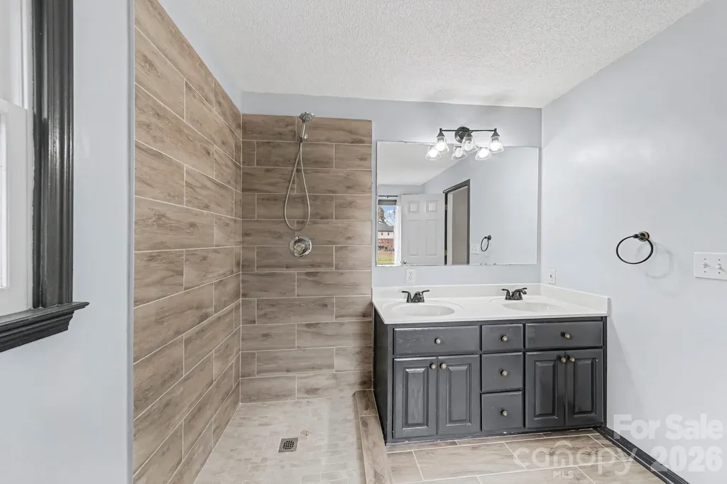 794 Hathcock Glen Drive Oakboro NC 28129