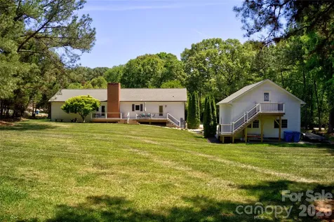 2429 Cassidy Drive Davidson NC 28036