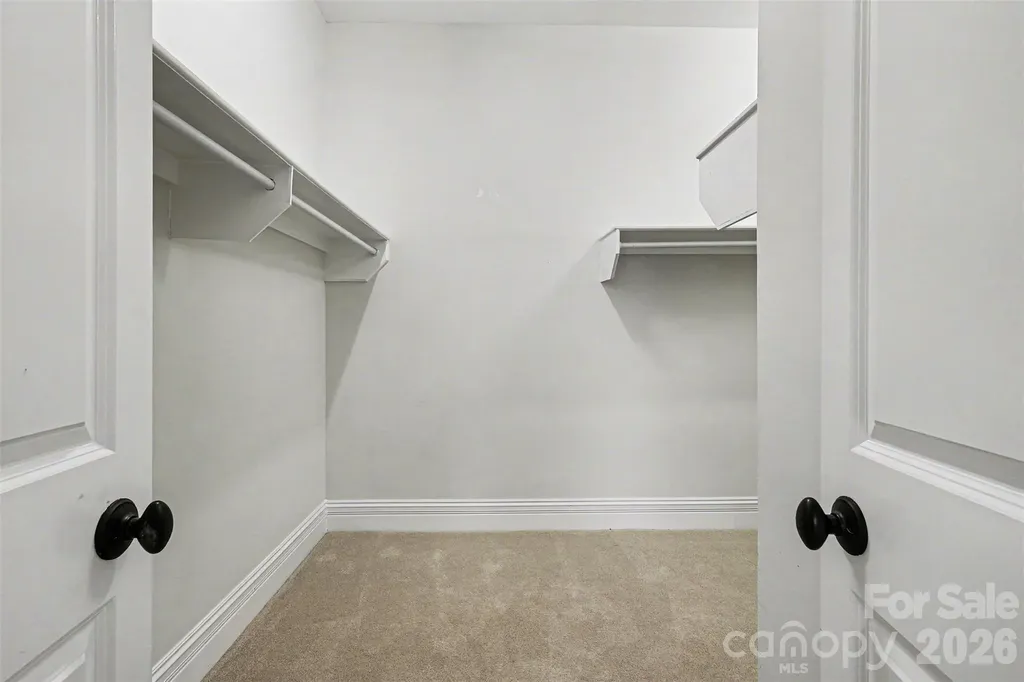 3276 Park Road Charlotte NC 28209