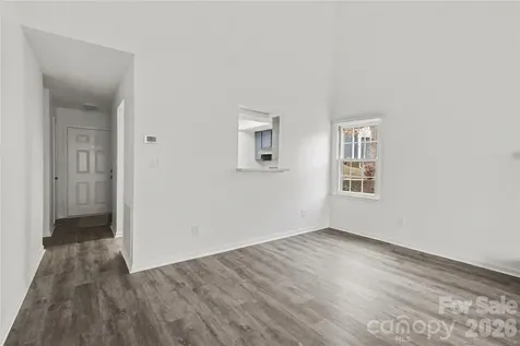 6540 Point Comfort Lane Charlotte NC 28226