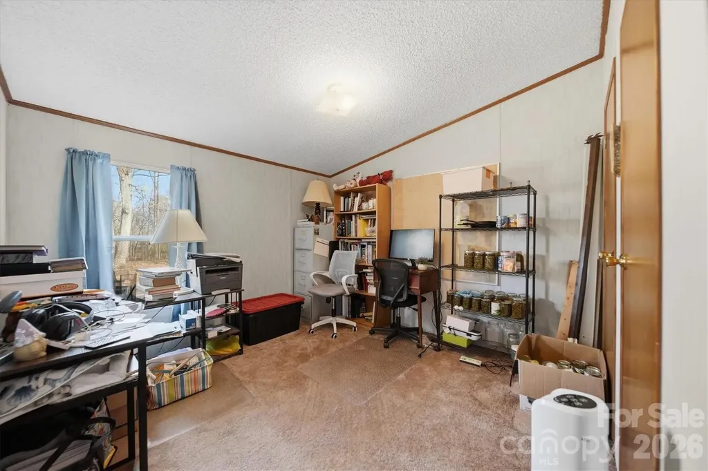 107 10th Street NE Hildebran NC 28637