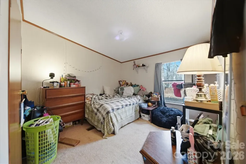 107 10th Street NE Hildebran NC 28637
