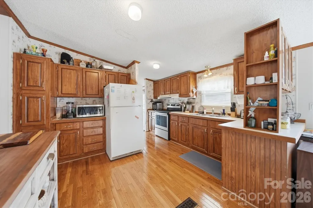 107 10th Street NE Hildebran NC 28637