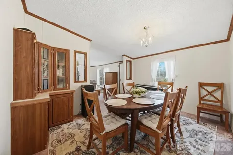 107 10th Street NE Hildebran NC 28637