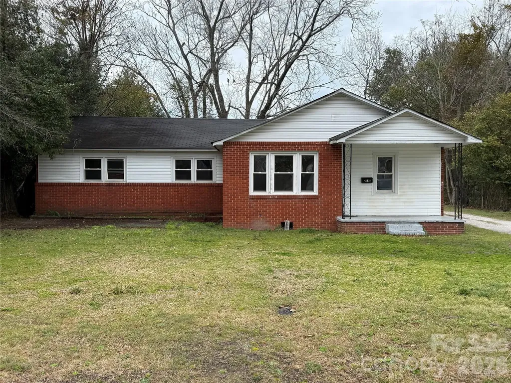 74 Victory Drive Cheraw SC 29520