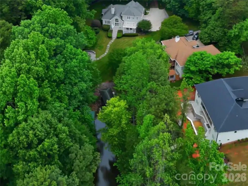 105 Ridge Top Road Mooresville NC 28117