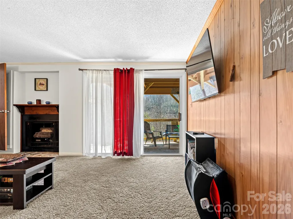 174 Pleasant Ridge Maggie Valley NC 28751