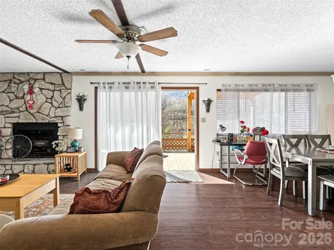 174 Pleasant Ridge Maggie Valley NC 28751