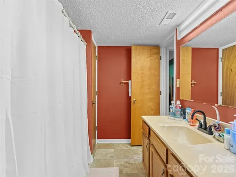 174 Pleasant Ridge Maggie Valley NC 28751