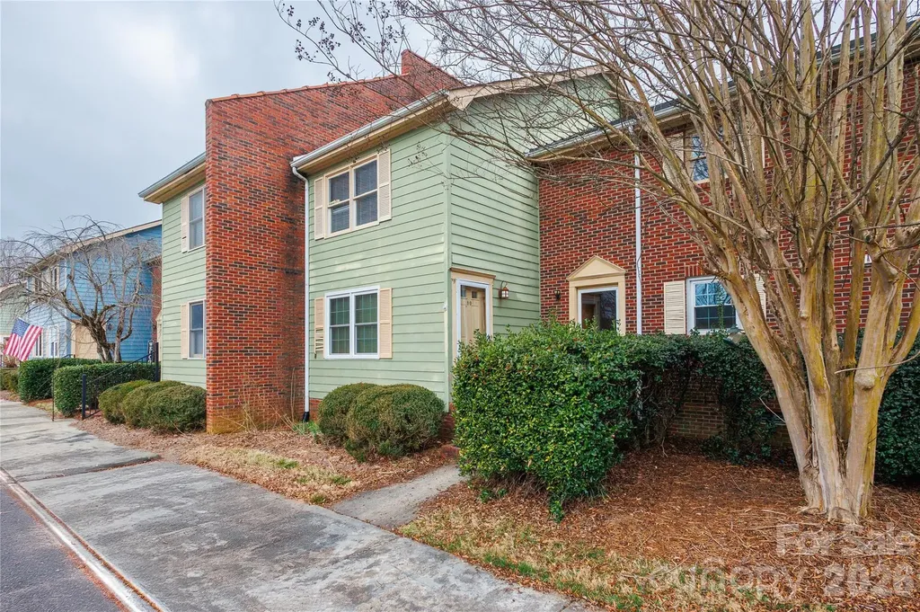 1300 Larchmont Place Salisbury NC 28144