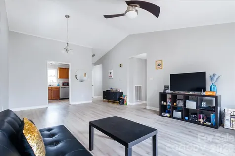 1300 Larchmont Place Salisbury NC 28144