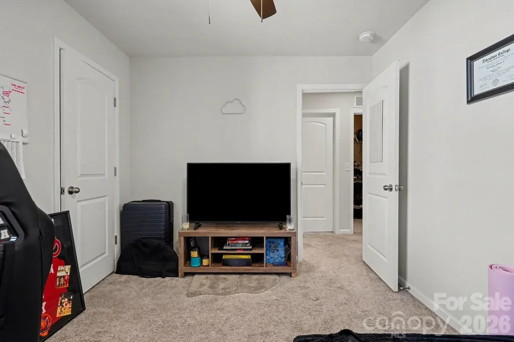 5608 Axil Lane Charlotte NC 28269