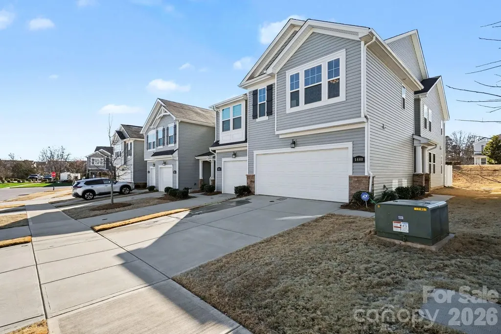 5608 Axil Lane Charlotte NC 28269