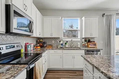 5608 Axil Lane Charlotte NC 28269