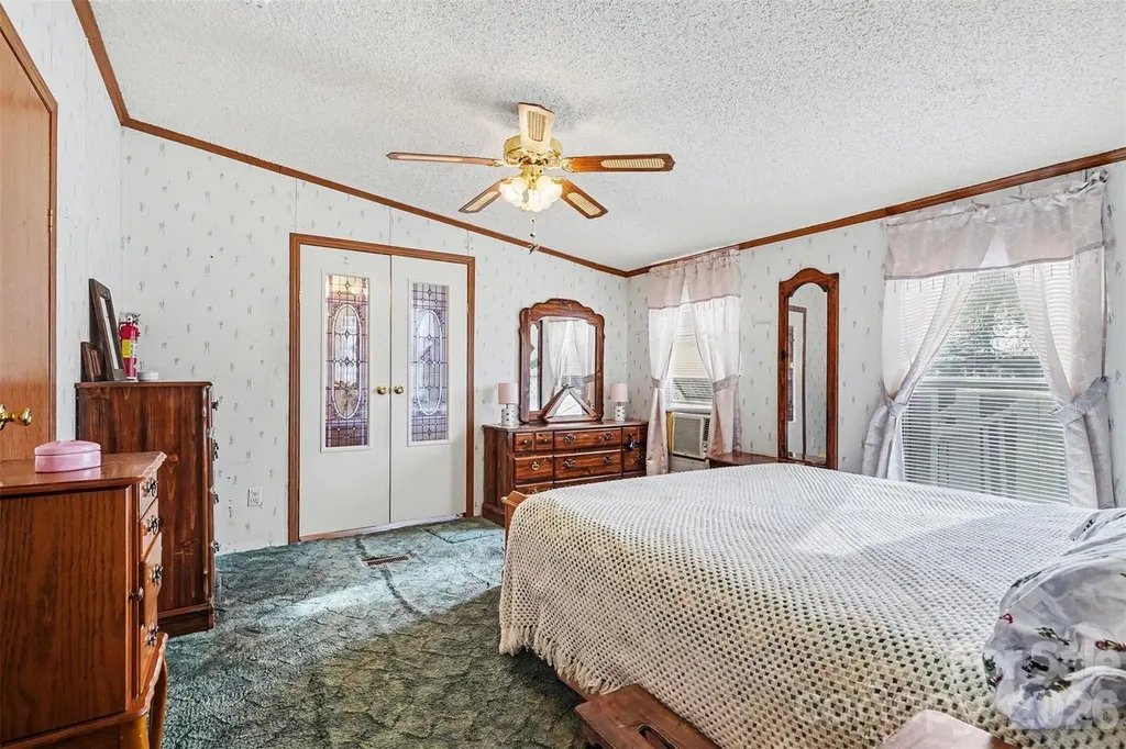 108 Twisted Oak Lane Gastonia NC 28052