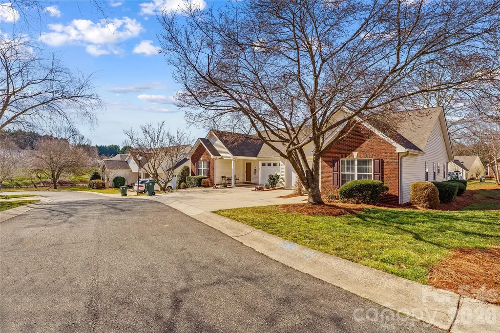 143 Ashwood Lane Mooresville NC 28117