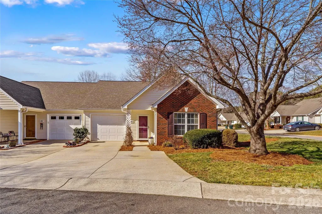 143 Ashwood Lane Mooresville NC 28117