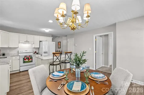 143 Ashwood Lane Mooresville NC 28117