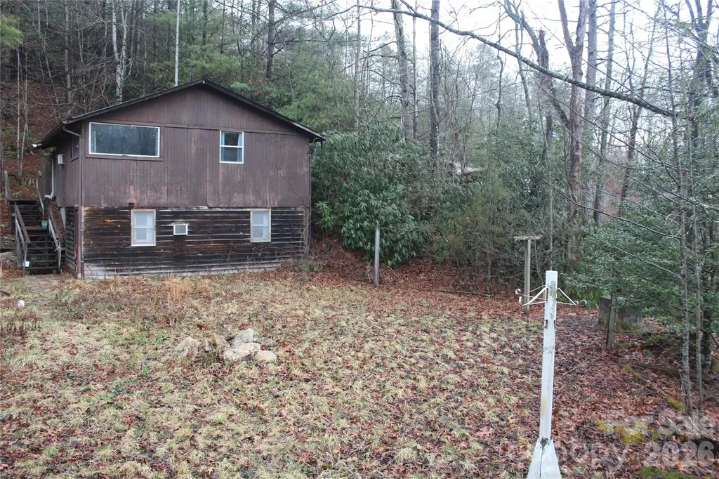 14 Irvin Road Pisgah Forest NC 28768