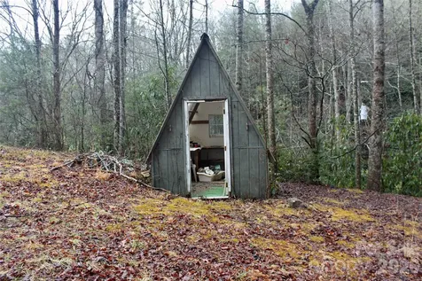 14 Irvin Road Pisgah Forest NC 28768