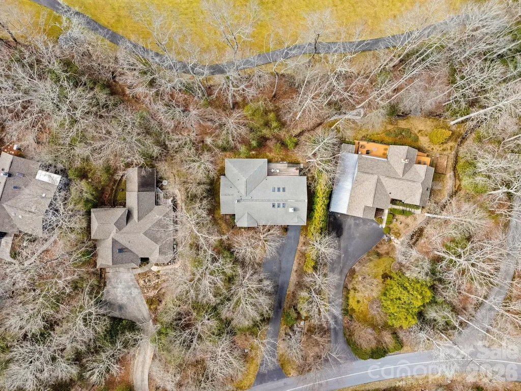 33 Ugedaliyvi Court Brevard NC 28712