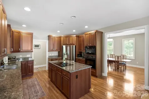 405 Mistletoe Trail Hendersonville NC 28791