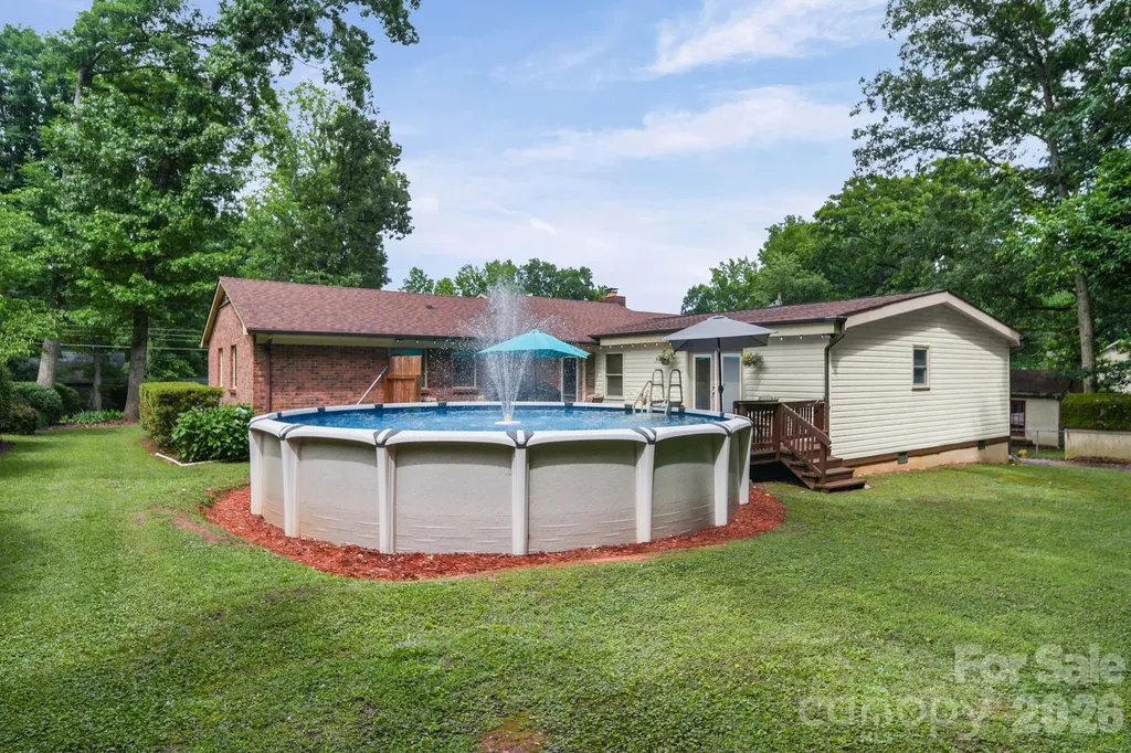 120 General Pemberton Street Stanley NC 28164