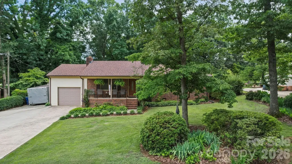 120 General Pemberton Street Stanley NC 28164