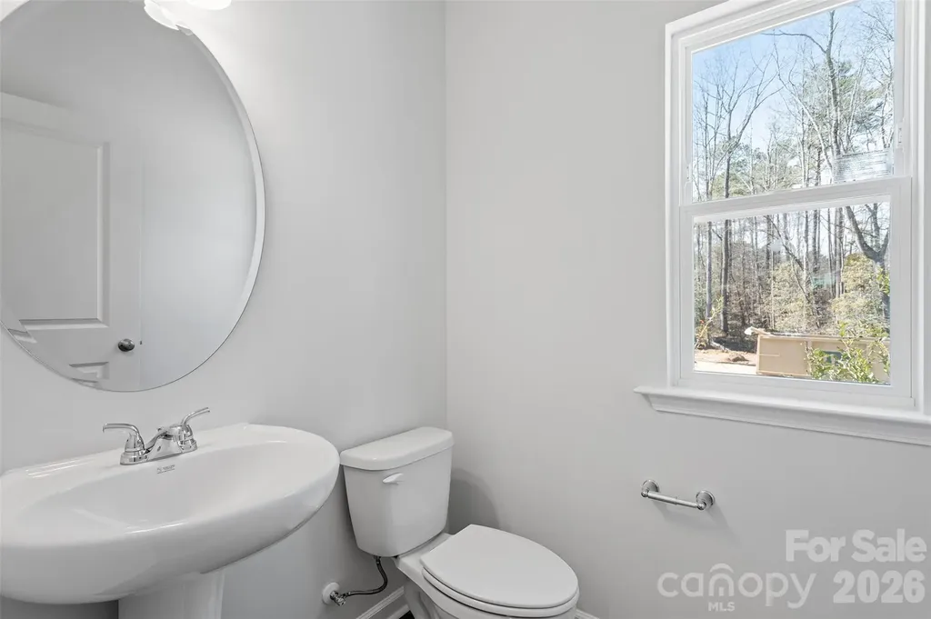 5835 Tuckaseegee Road Charlotte NC 28208
