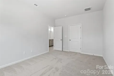 5835 Tuckaseegee Road Charlotte NC 28208