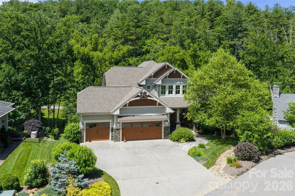 14 Twinflower Trail Asheville NC 28804