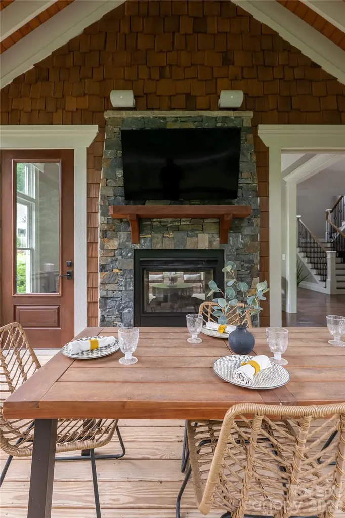 14 Twinflower Trail Asheville NC 28804