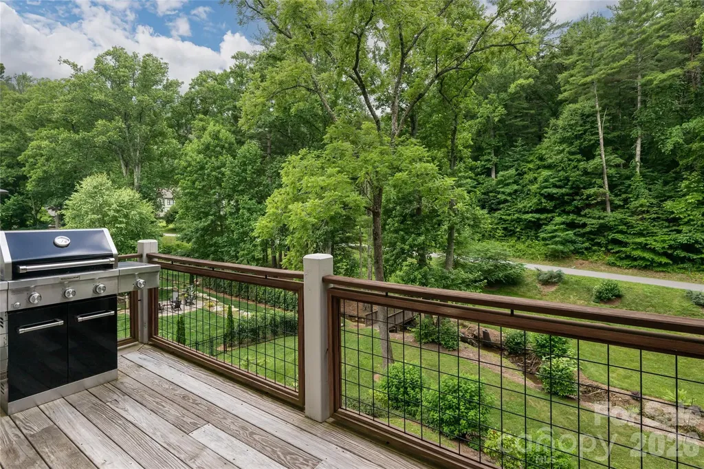 14 Twinflower Trail Asheville NC 28804