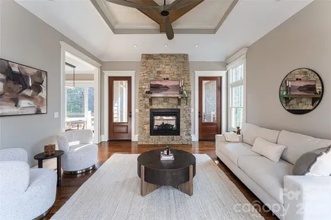 14 Twinflower Trail Asheville NC 28804
