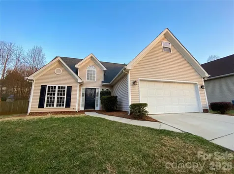 7508 Free Court Charlotte NC 28216