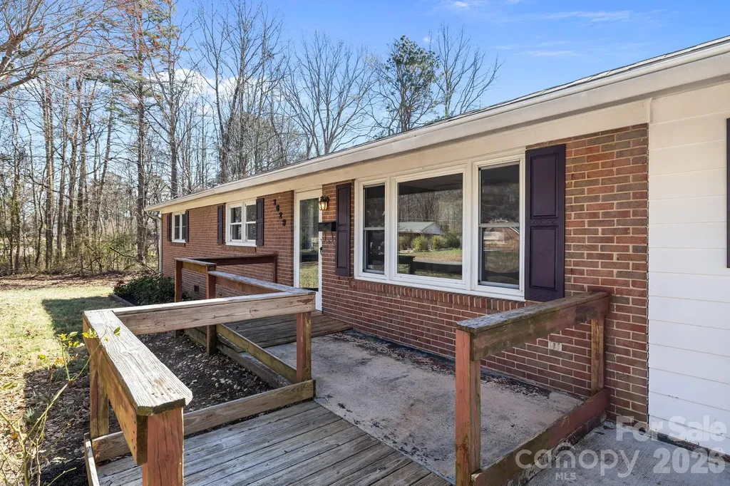 2629 Fairgreen Drive Gastonia NC 28056