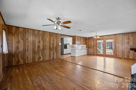 2629 Fairgreen Drive Gastonia NC 28056