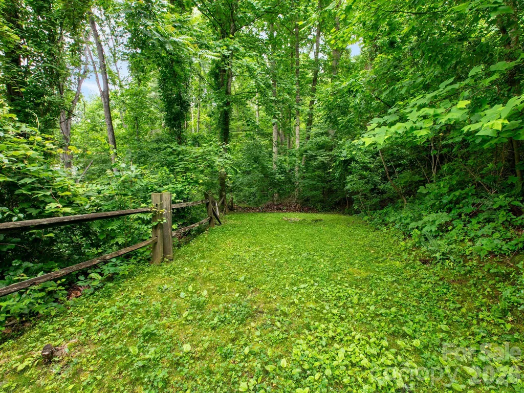 44 Leisure Mountain Road Asheville NC 28804