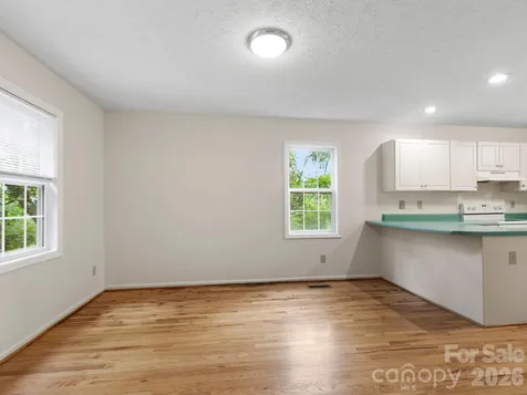 44 Leisure Mountain Road Asheville NC 28804
