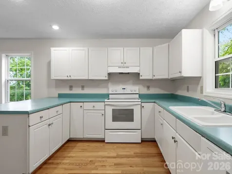 44 Leisure Mountain Road Asheville NC 28804