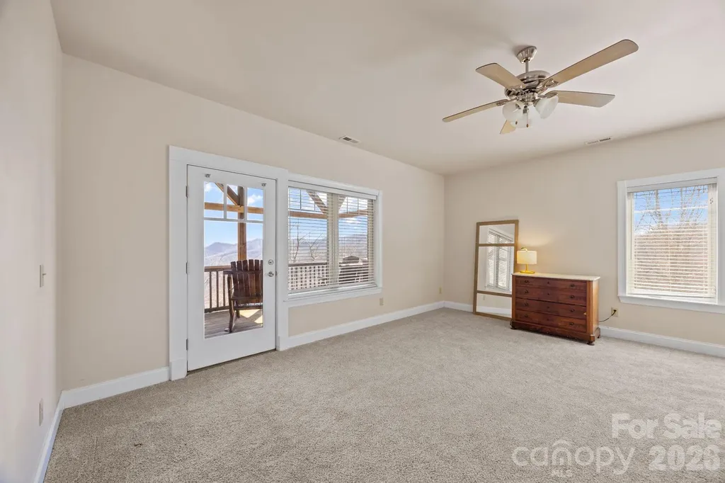 5 Lila Lane Clyde NC 28721