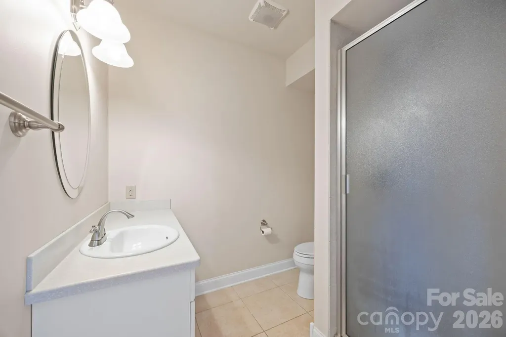 5 Lila Lane Clyde NC 28721