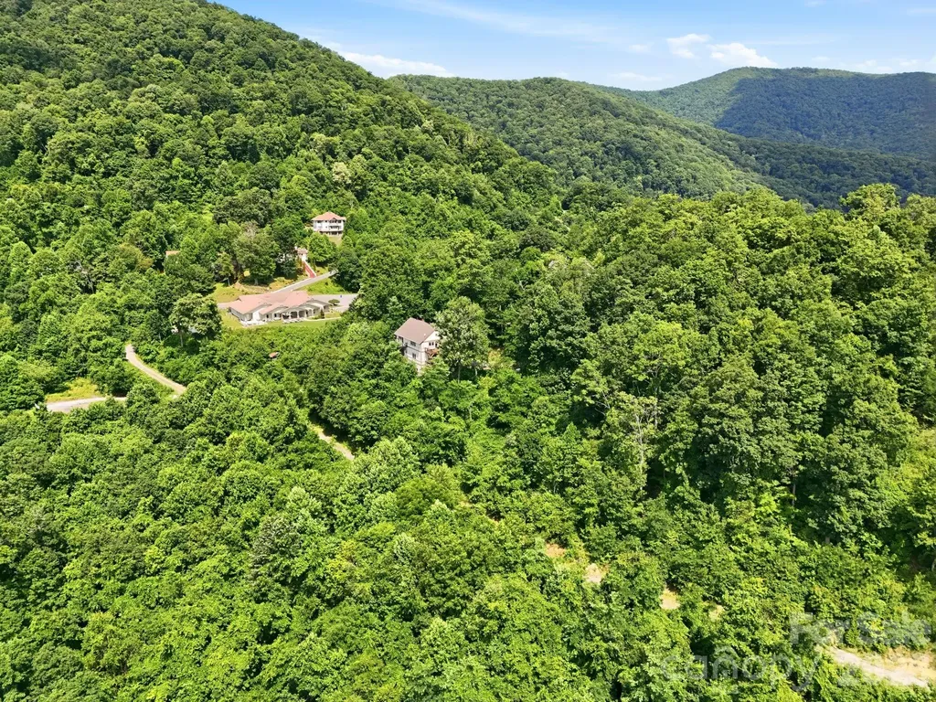 5 Lila Lane Clyde NC 28721