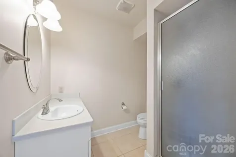 5 Lila Lane Clyde NC 28721