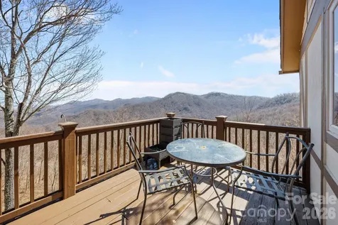 5 Lila Lane Clyde NC 28721