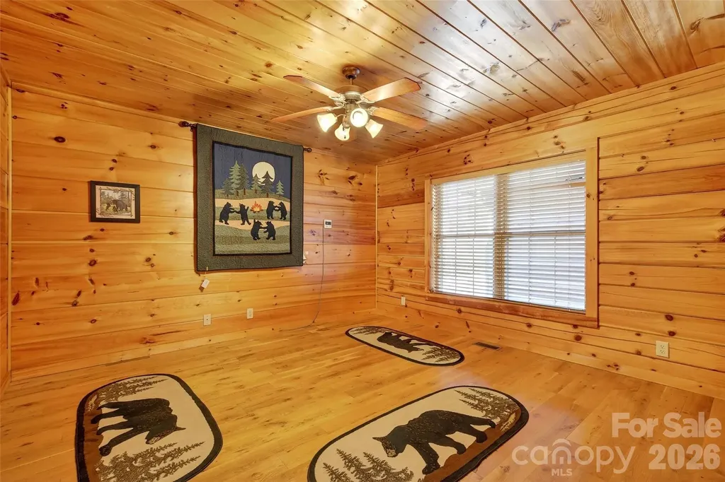 28 Outback Trail Nebo NC 28761