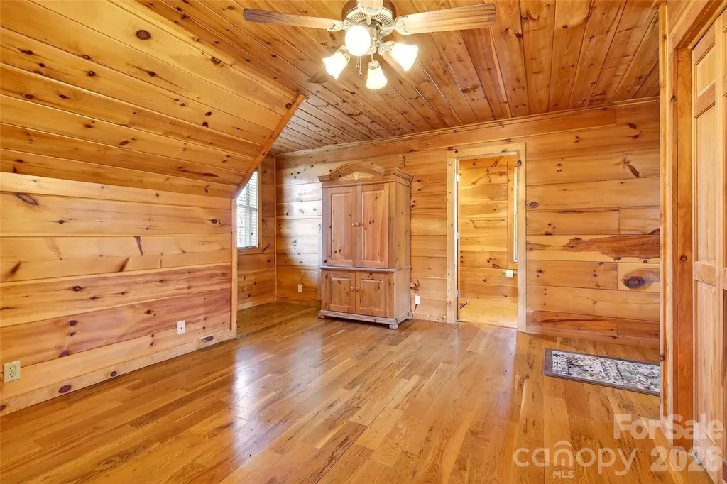 28 Outback Trail Nebo NC 28761