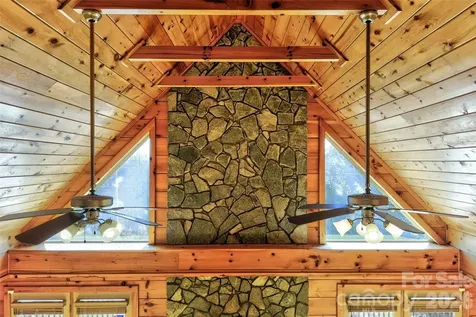 28 Outback Trail Nebo NC 28761