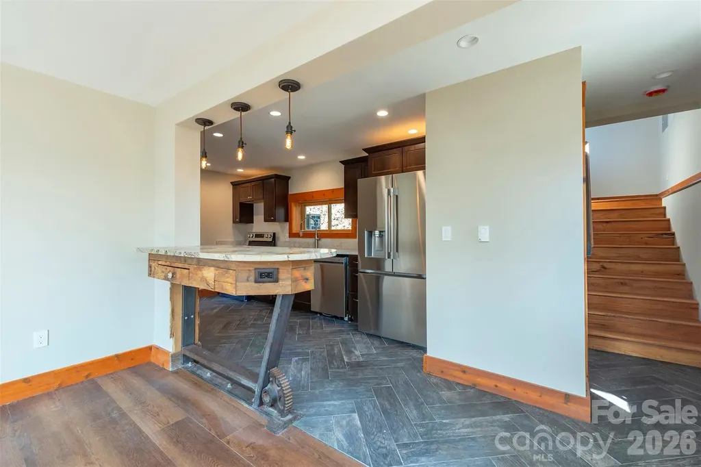 316 Oakdale Drive Hendersonville NC 28791